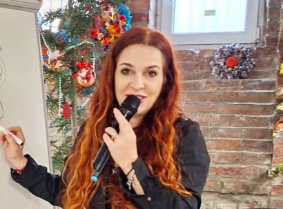 mirela buzila portret poza