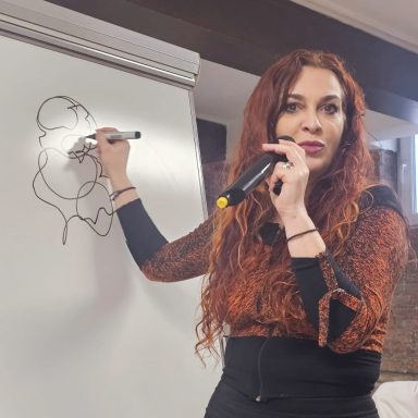 mirela muzila portret 1x1